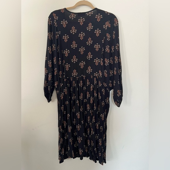 Block print dress - Picture 2 of 6